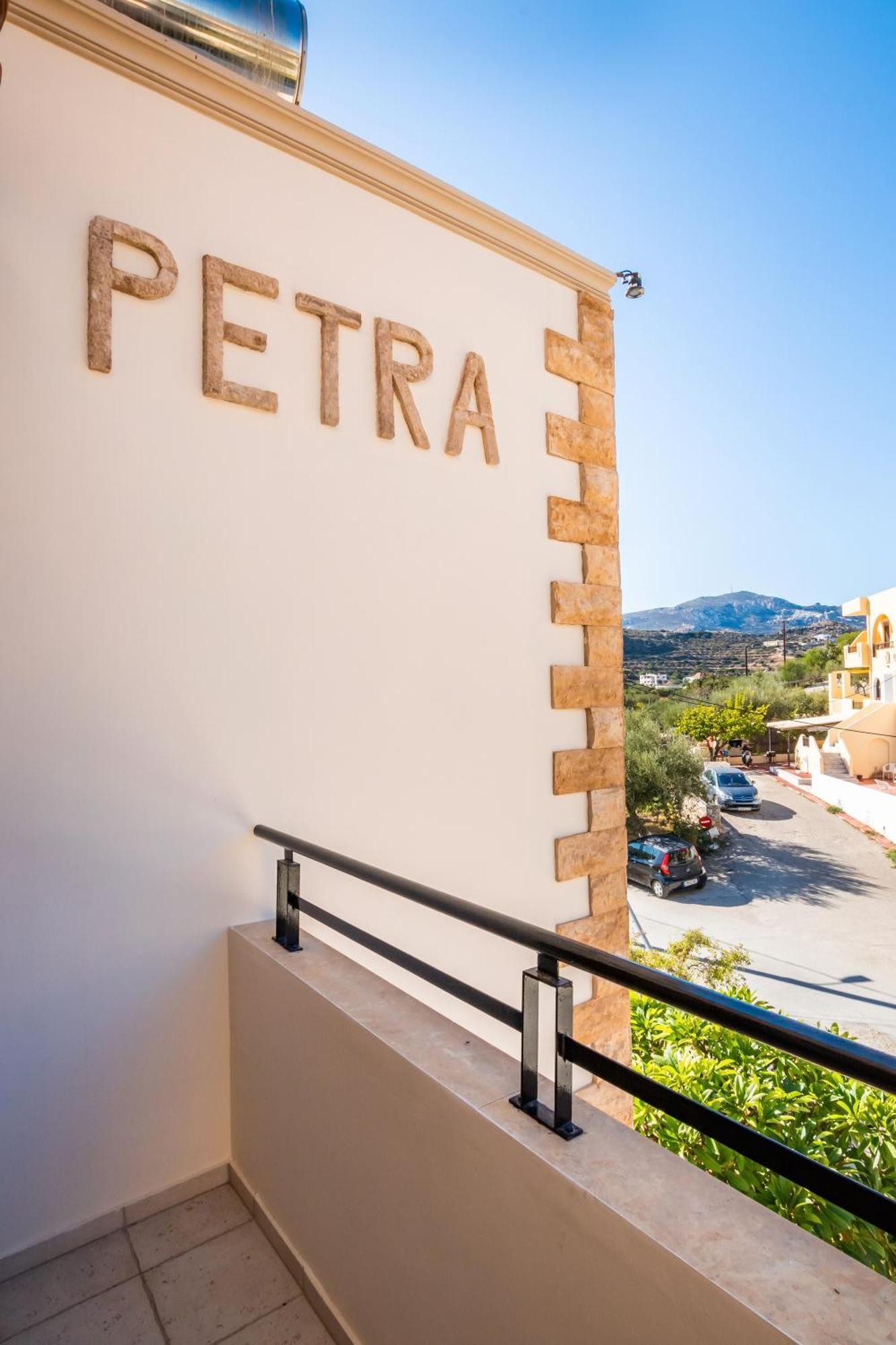 Petra Studios Cárpatos Exterior foto